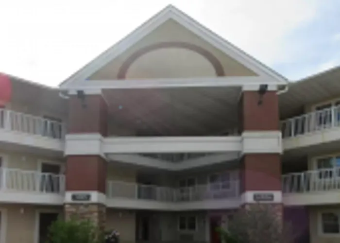 Suburban Near Hanes Mall Hotel 4*