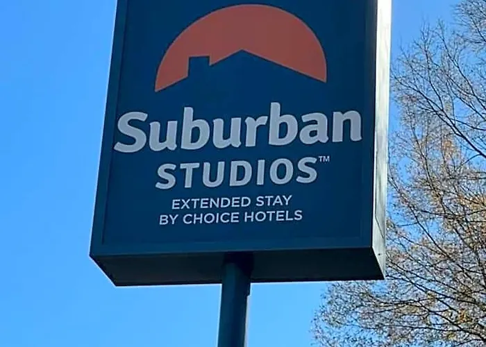 Suburban Near Hanes Mall 4* Winston-Salem