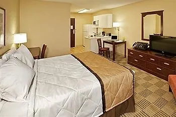 Hotel Suburban Near Hanes Mall 4*