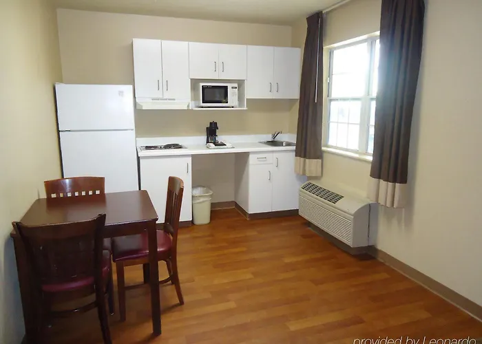 Hotel Suburban Near Hanes Mall Winston-Salem